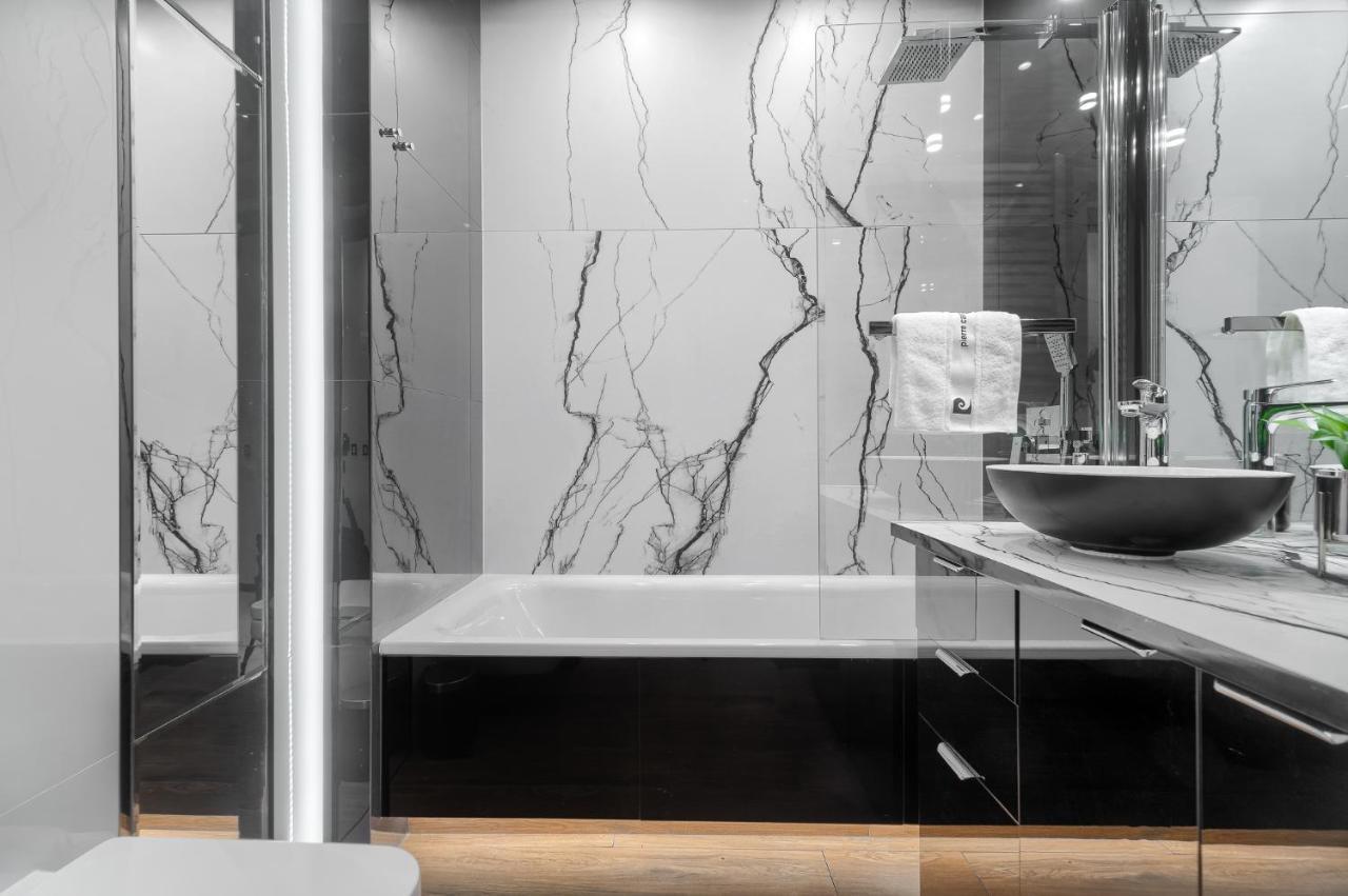 Margi Tokyo Lux Balcony Pool Sauna